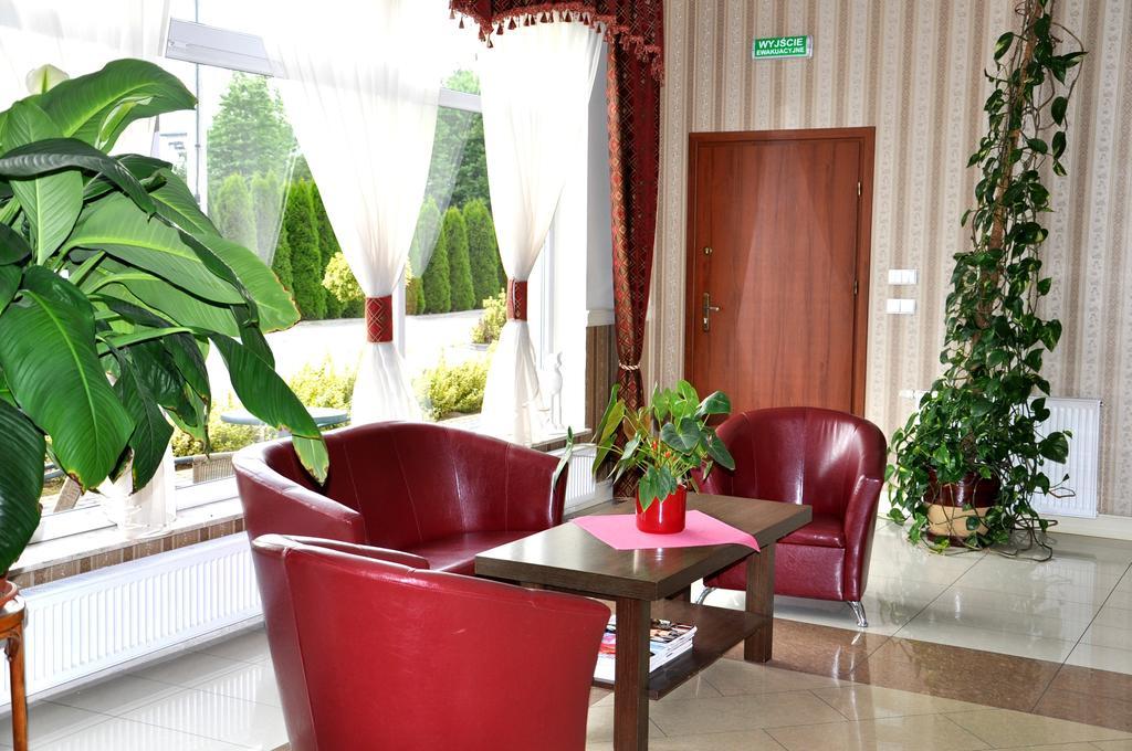 Hotel Korona Rzeszów Exteriér fotografie